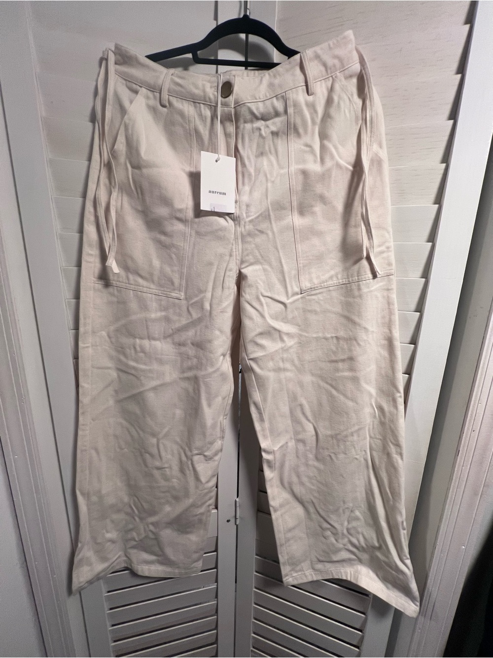 AUREUM Off-White Wide-Leg women’s Chinos
